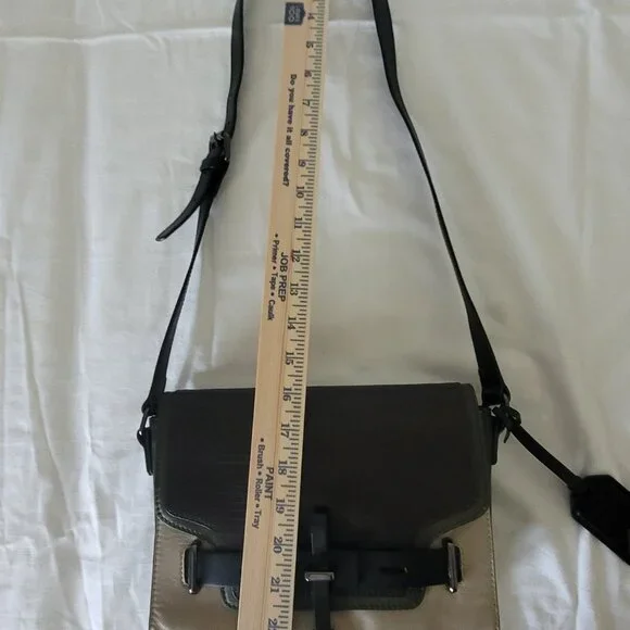 Vince Camuto Crossbody Bag Purse Brown Green Tan Fall Colors - Picture 11 of 15